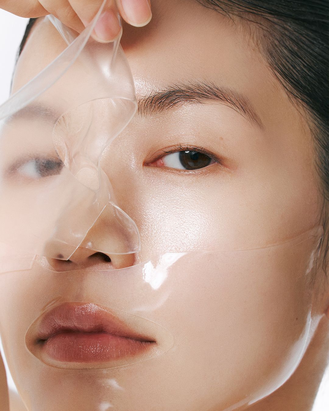 Seogul Kojic Acid Turmeric Brightening Gel Mask